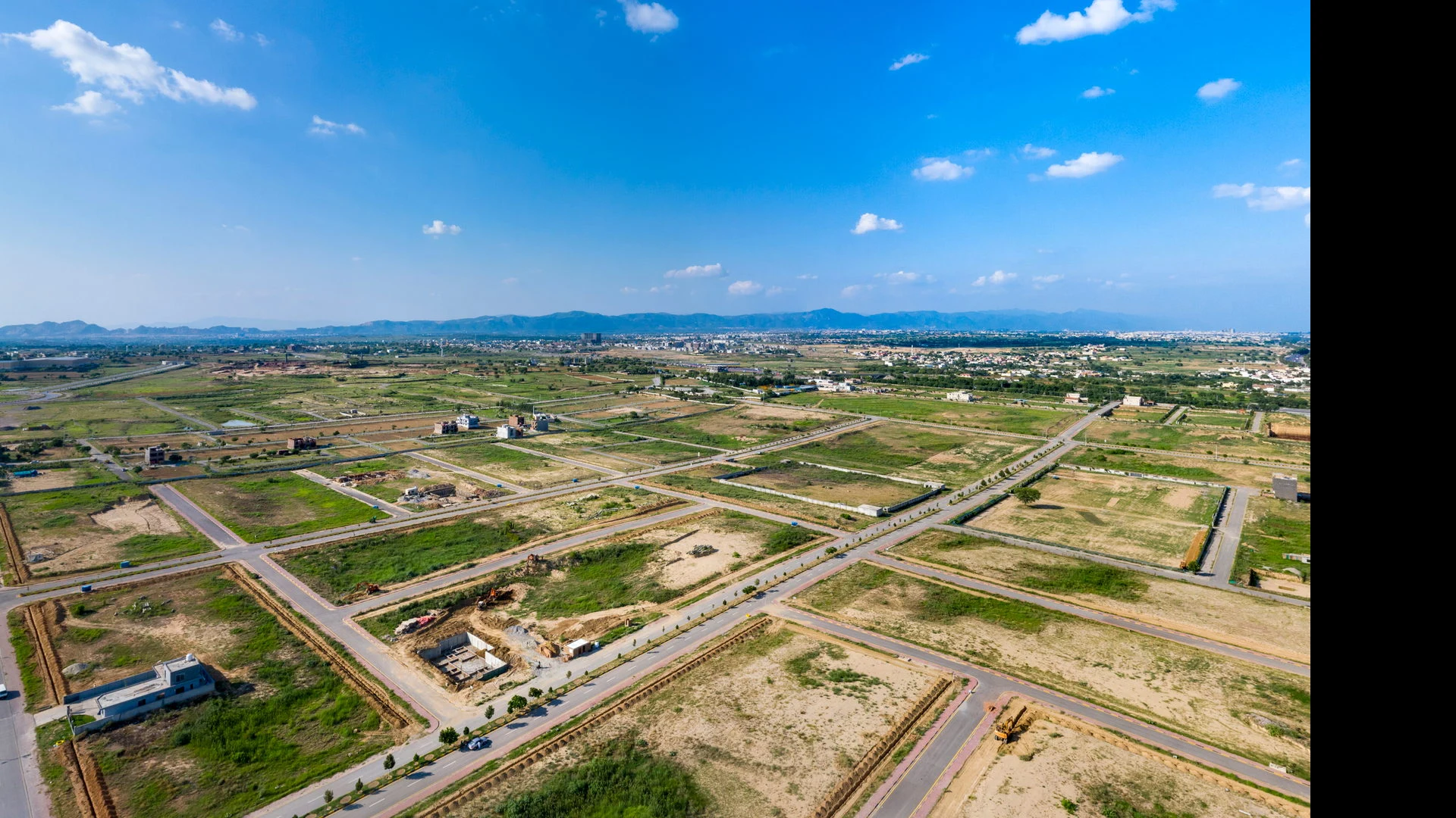Aerial photograph of Mumtaz City in August 2019